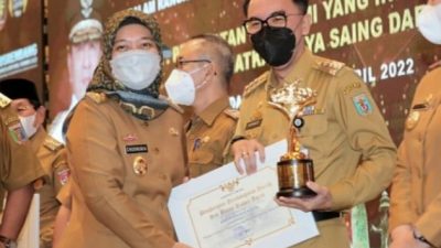 Raden Adipati Menerima penghargaan PPD SABURAI Pada Musrenbang Provinsi Lampung