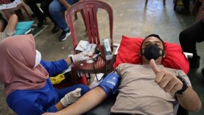 Polres Way Kanan Gelar Kegiatan  Donor Darah Dalam Rangkaian Hari Bhayangkara Ke-76 Tahun 2022